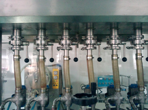 linear filling machine for cream ક્રીમ ફિલિંગ machinery.jpg પર ક્લોઝ શોટ