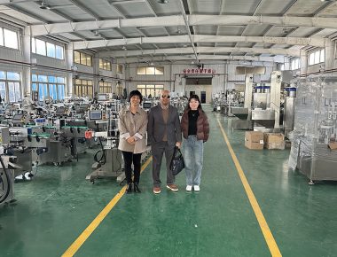 યુએસએ ગ્રાહકો