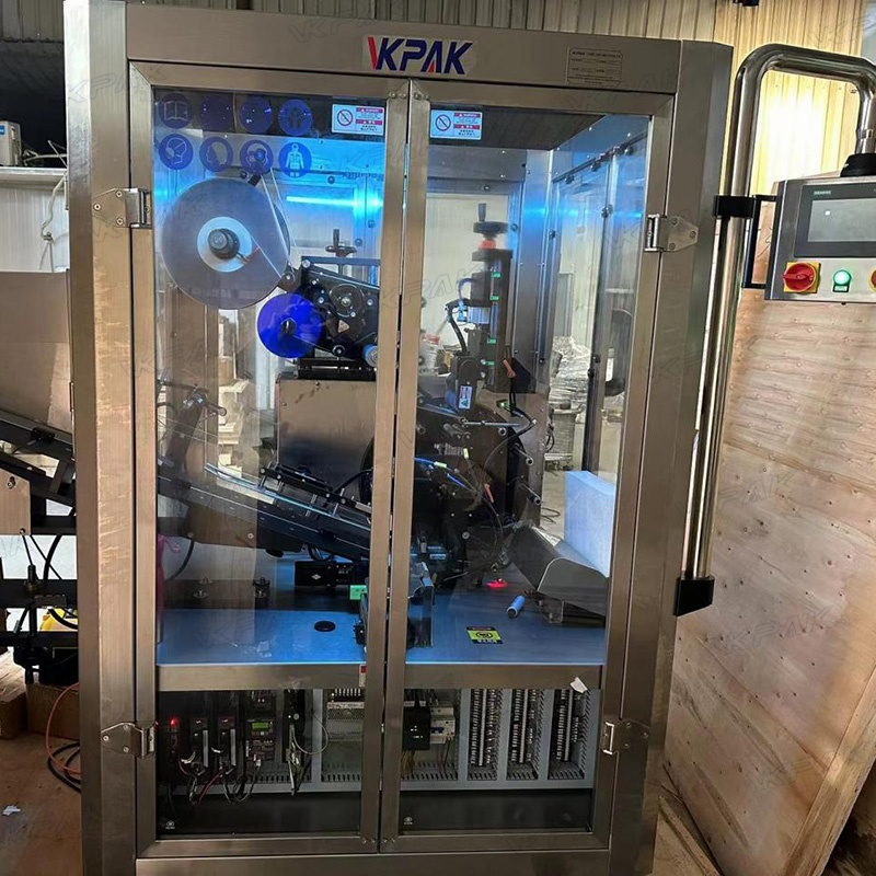 ટ્યુબ ફીડિંગ સિસ્ટમ સાથે ઓટોમેટિક પ્લાસ્ટિક સોફ્ટ ટ્યુબ્સ લેબલિંગ મશીન