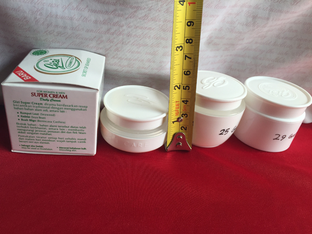 jars capping equipment.jpg