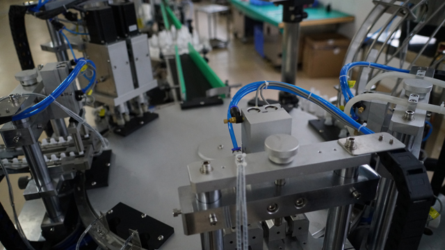 રોટરી ફિલર capper.jpg