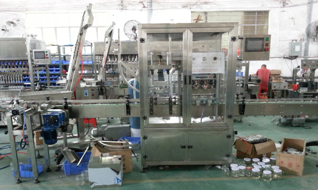 સ્વચાલિત વેક્યૂમ કેપિંગ