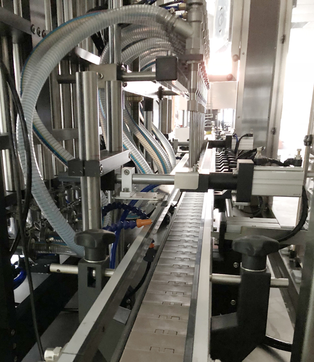 ફિલિંગ મશીન automatic.JPG