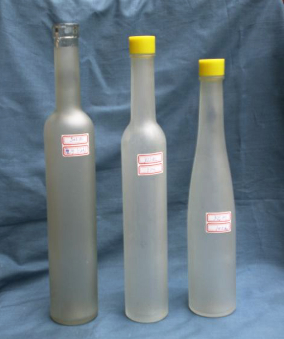 bottles glass for filling machine ઓવરફ્લો ફિલિંગ પ્રક્રિયા માટે વાઇનની બોટલો.jpg