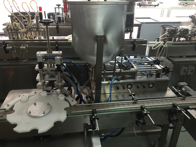 બે જાર ફિલિંગ મશીન.jpg