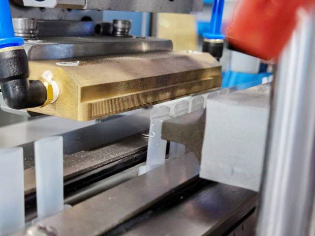 ટ્યુબ સીલિંગ બંધ ચિત્રો.jpg