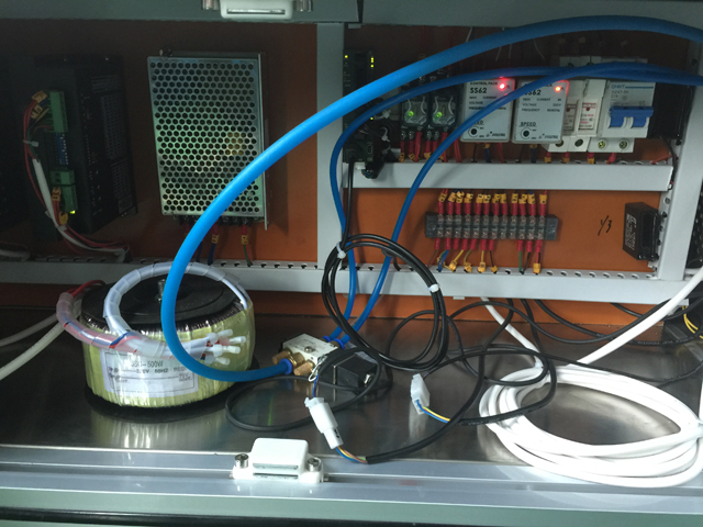 મશીનરી.jpg લેબલિંગ માટે ઇલેક્ટ્રિક ઘટક