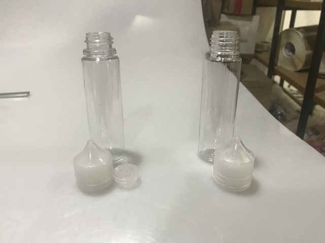 બોટલો ઇ સિગાર.જેપીજી