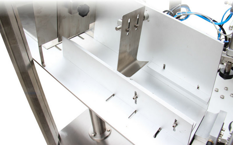 feeding control system tubes filler sealer baffle.jpg સાથે ફીડિંગ નિયંત્રણ
