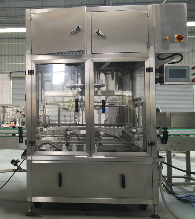 Linear filling machine with 4 filling heads લીનિયર ફિલિંગ મશીન.jpg