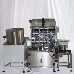 મોનોબ્લોક હેર કેર ઓઈલ નાની બોટલો ભરવા અને કેપીંગ મશીન દબાવો