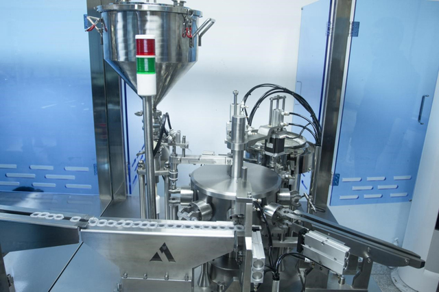 સિરીંજ ફિલિંગ લાઇન (2).jpg