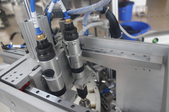 સર્વો મોટર કંટ્રોલિંગ કેપર 2 પીસી