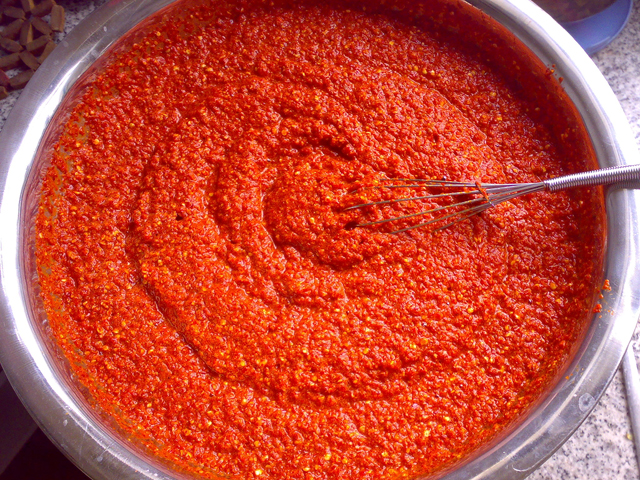 tomato sauce for filling મરીની ચટણી.jpg