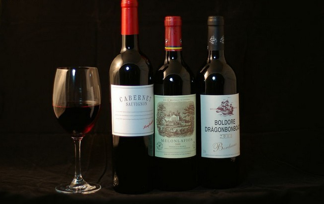 bottles glass for red wine બોટલ ગ્લાસ wine.jpg