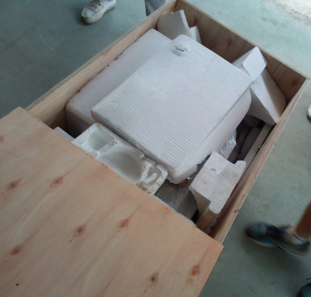 wooden case packaging before ocean shipping લેબલીંગ machine.jpg માટે પેકેજીંગ