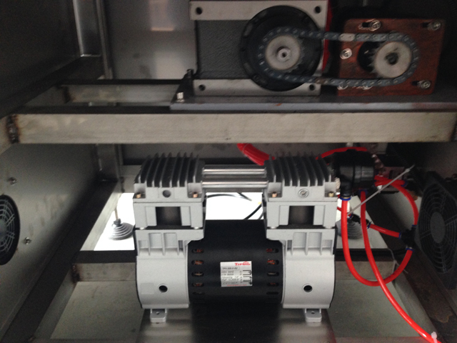 vacuum pump part from vacuum capping machine વેક્યુમ પંપ ટાંકી.jpg