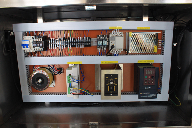 ફિલિંગ કેપીંગ મશીન ગોઠવણી