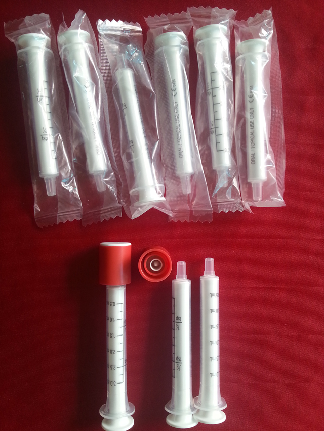 syringes.jp માટે લેબલીંગ મશીન સેમી ઓટોમેટિક ટચ સ્ક્રીન