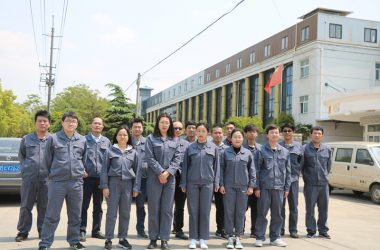 અમારી ટીમ