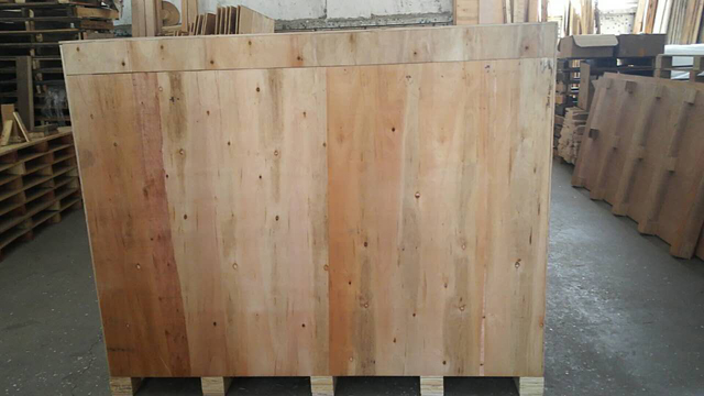 લાકડાના કેસ.jpg માં પૂંઠું સીલર